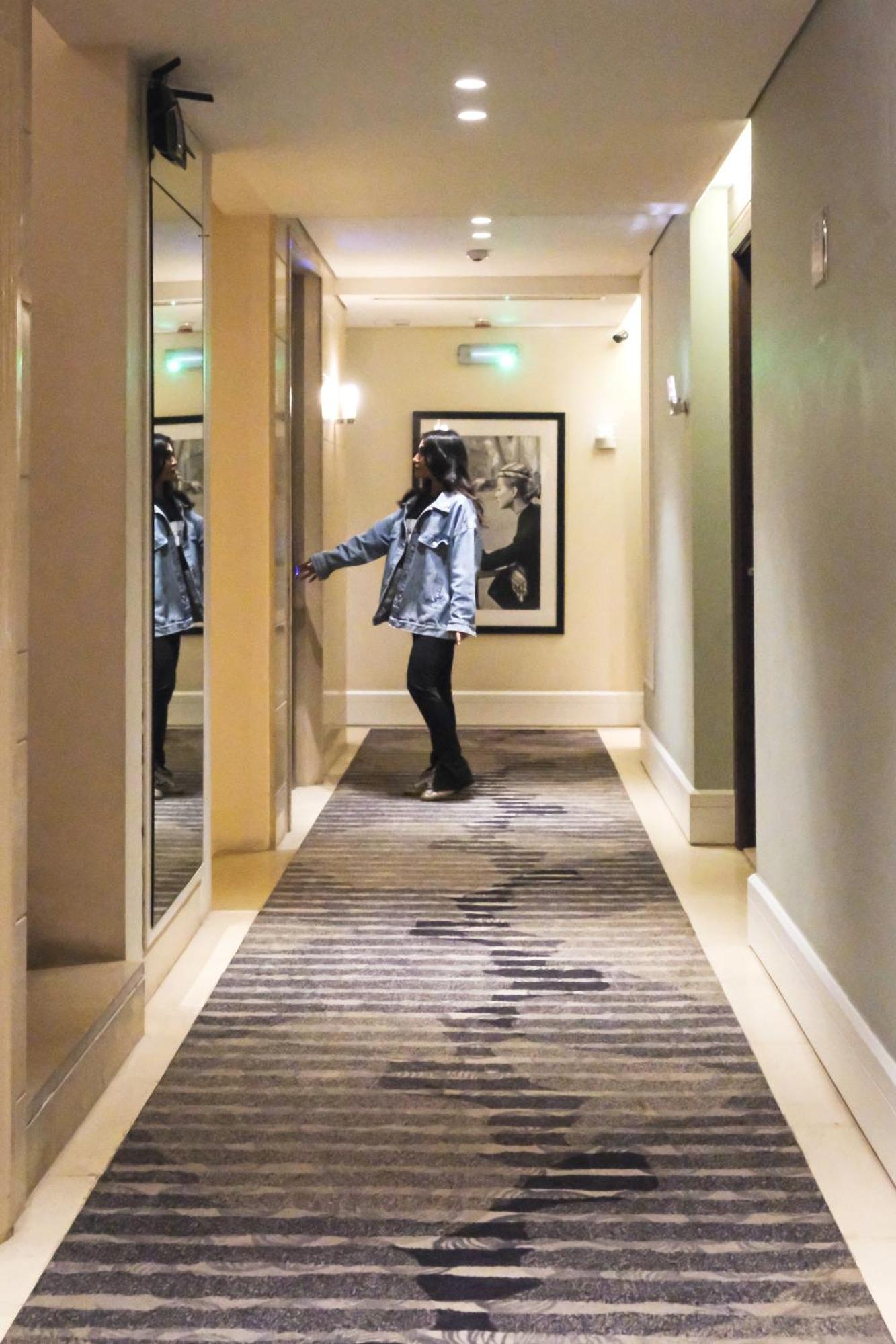The Parisian Hotel Bejrút Kültér fotó