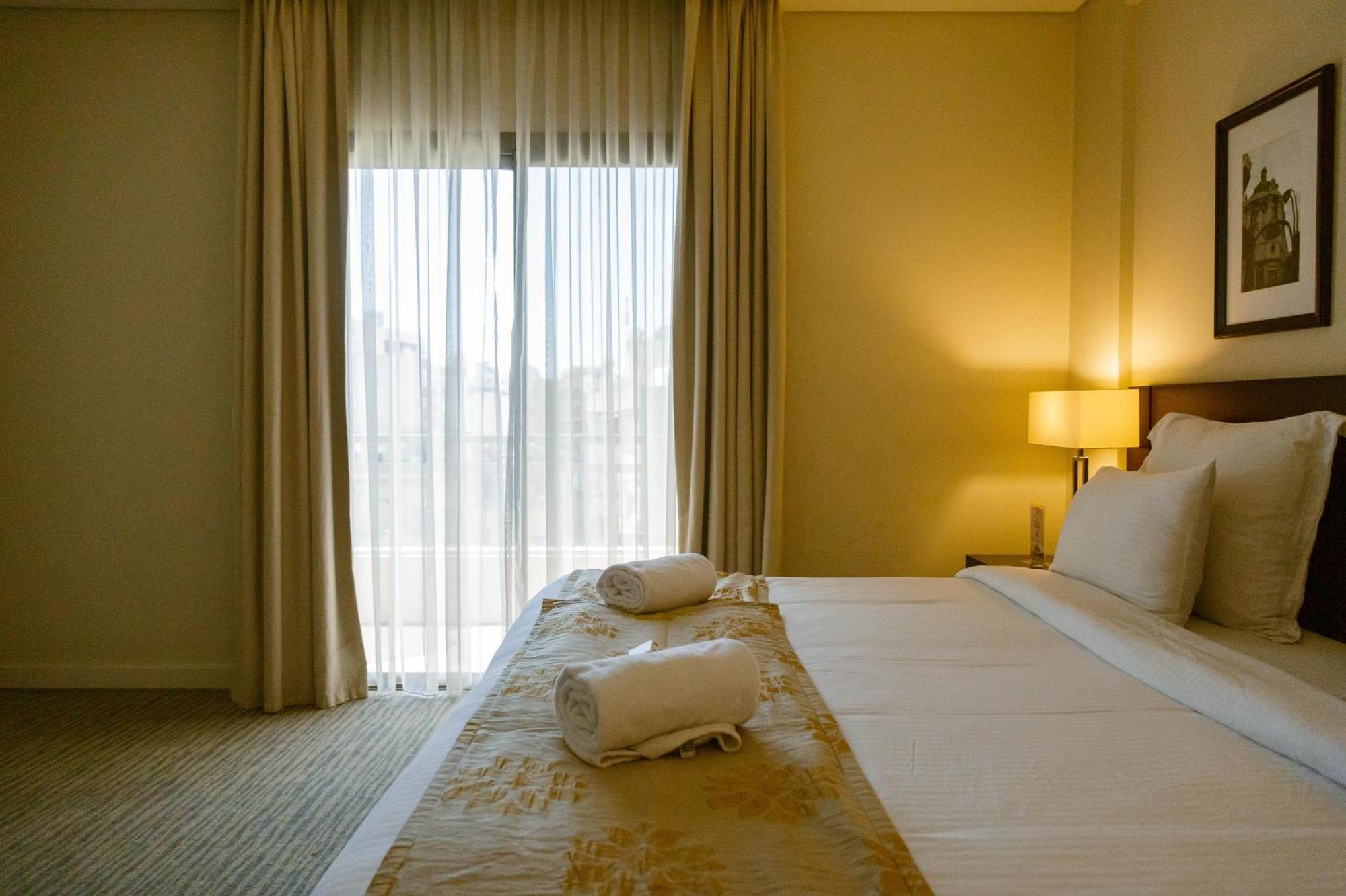 The Parisian Hotel Bejrút Kültér fotó